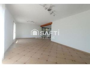 Pavillon 4 Chambres  2 bureaux  sous sol complet