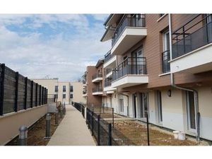 Location appartement  36.67 m² T-1 à Crécy-la-Chapelle  665 €