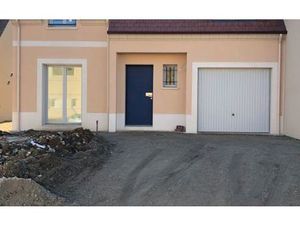 Location maison  81.91 m² T-4 à Chambry  1 421 €