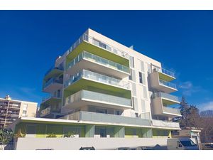 NUE PROPRIETE Montpellier Dame 67 ans ( réserve d'usufruit )