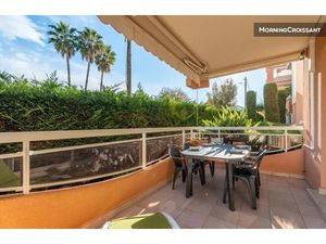 Location meublée appartement 2 pièces 38 m² à Antibes (06600)  1 101 €