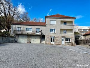 Appartement T3-65 m²-Laragne