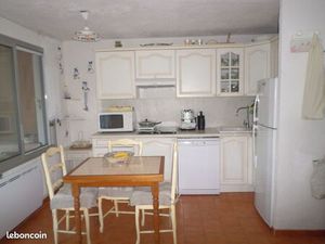 Apartement charmant Cote d’Azur vue mer plage 300 m wifi