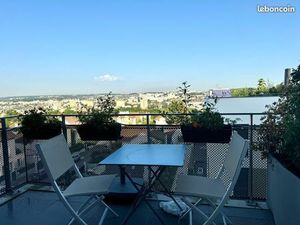 Beau T3 meublé de 64 m² avec balcon  parking et cave – Cachan (secteur du Coteau) – Réside