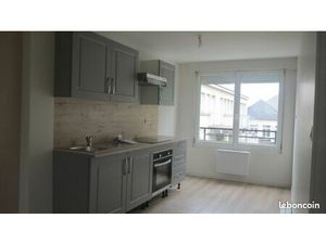 Appartement non meublé centre meslay du maine