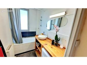 T3 Meublé+Balcon+Cave+Parc+Parking GRATUIT