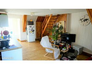 T2 en duplex – Centre-Ville avec parking privé et portail électrique