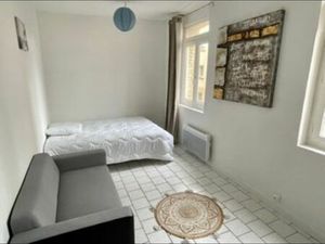 Appartement F1 Meublé