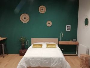 Studio meublé 27 m² + grande terrasse — Lyon 1er Terreaux