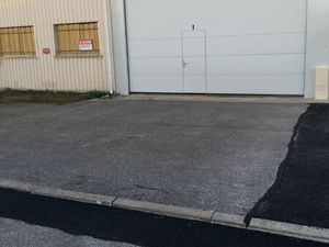 ENTREPOT 190 M2 pour stockage