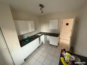 Particulier loue appartement F3 avec garage et parking dans résidence securisée à MOUVAUX