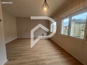 Studio 1 pièce 28 m²