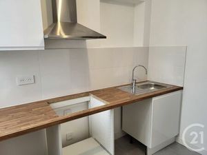 Appartement Studio à louer - 1 pièce - 17 02 m2 - Marignane - 13 - PROVENCE-ALPES-COTE-D-A