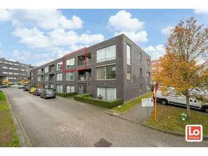 Ruim instap klaar appartement met ondergrondse autostaanp...