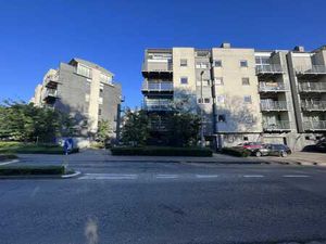 Gunstig gelegen 3-slaapkamerappartement in Kessel-Lo!