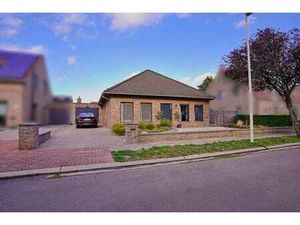 Charmante bungalow te Melsele