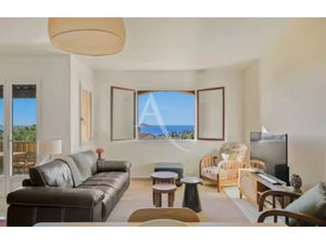 Location meublée appartement 3 pièces 73.33 m² à Carqueiranne (83320)  1 300 €