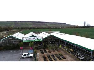 Location locaux professionnels 1022 m² à Blesmes (02400)  6 230 €