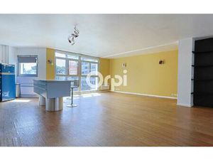 Location appartement  104.58 m² T-3 à Lille  1 350 €