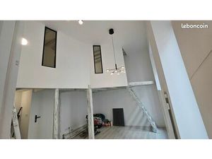 Appartement T2 + Bureau de 44m² rénové entre Part Dieu et Brotteaux