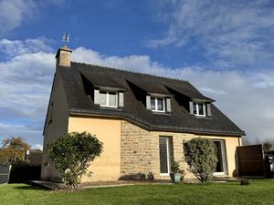 EXCLUSIVITE A LOCMINE.......PROCHE DE TOUTES COMMODITES  COM