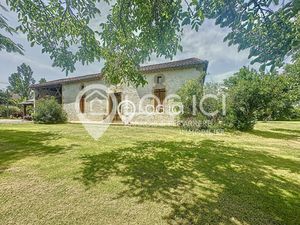 Authentique maison en pierre de 1860 rénovée  162 m2 sur 600