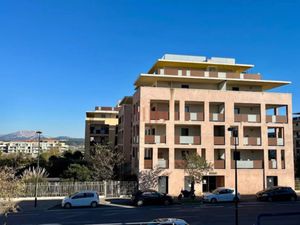 Location appartement 3 pièces 60.85 m² à Aix-en-Provence (13090)  1 128 €