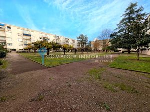 Appartement 4pièce(s) 3chambre(s) 87 m² Castelnau-le-Lez (34170)