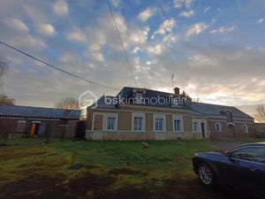 Corps de ferme de 364 m² à Ablaincourt-Pressoir