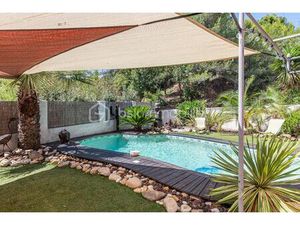 Maison de 125 m² à Hyeres