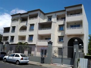 Jolis Bureaux 100 m² Ste Clotilde