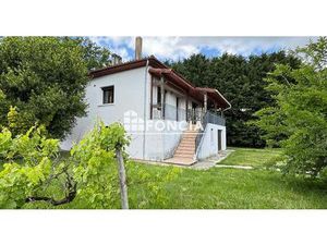 Charmante maison familiale avec vaste jardin de 2000m² à deux pas du centre-ville