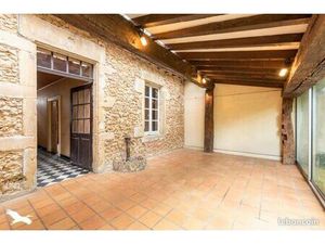 Maison 8 pièces 214 m²