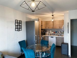 SAINT ROCH - F2 MEUBLE BALCON ET PARKING