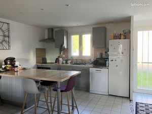 Jaunay marigny maison 2 chambres avec garage et jardin clos