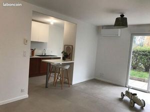Bel appartement 2 chambres dans résidence sécurisée