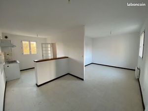 À louer – Appartement T3 au cœur du village de Fanjeaux