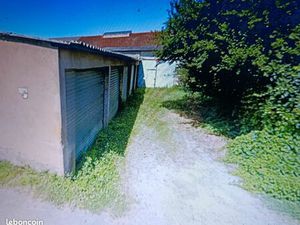 Garage à louer