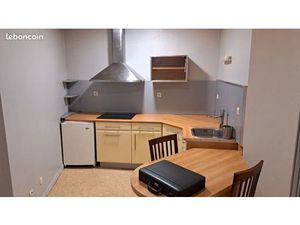 A Louer F1 450 chauffage et eau compris