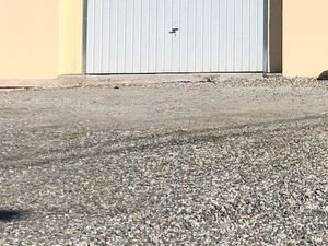 Location Garage 40 m² dans cours sécurisée – 150 /mois – Boeil-Bézing