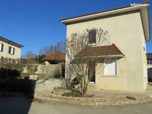 Secteur BOURGOIN-JALLIEU (CRACHIER) Maison T4 rénovée 97m²
