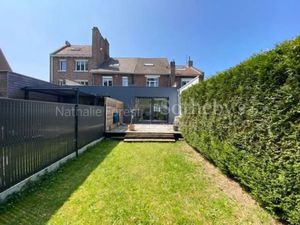 Location meublée maison 5 pièces 104 m² à Lambersart (59130)  1 600 €