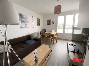 Location Appartement 4 pièces à Rennes Villejean (35000) : à louer 4 pièces / 74m² Rennes 