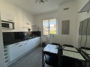 T1 BIS - meubles mis à dispo - cathédrale