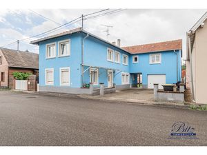 Ensemble immobilier avec deux logements  garage  dépendance