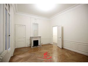 Bureaux 115m2 ARC DE TRIOMPHE