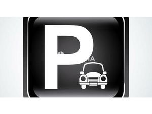 PARKING BOX - CENTRE VILLE