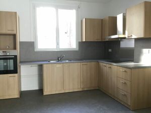 À louer  Amiens Henriville : maison quatre pièces avec jardin