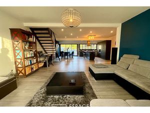 Lumineuse maison 60's au coeur de Cesson-Sévigné