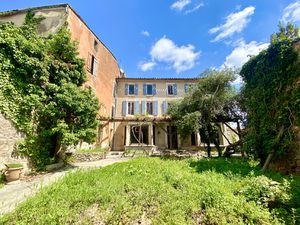 Ensemble immobilier maison de maître et maison vigneronne à